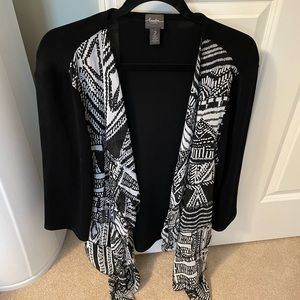 192. EUC by Chico’s Travelers Collection Black & White Cardigan, Size Large/2